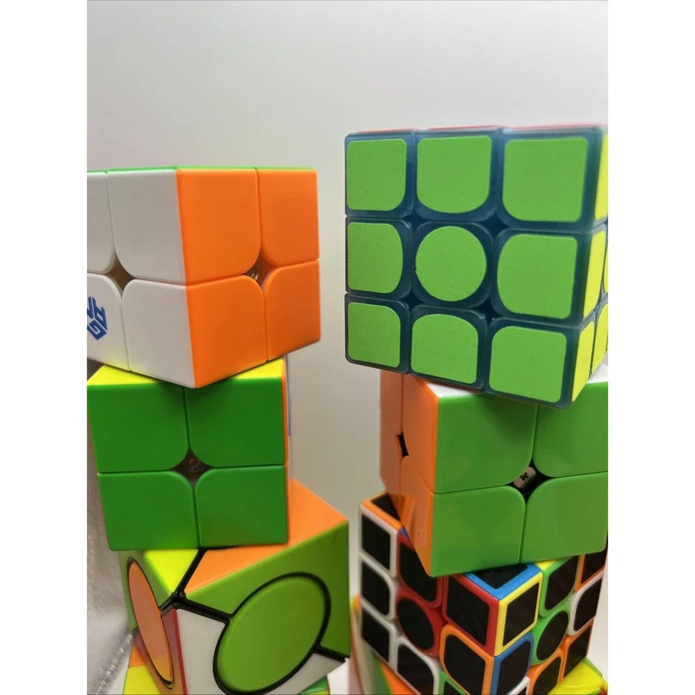 Lot of 21 Assorted Twisty Puzzles Rubik's Cubes